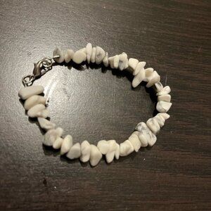 4/10$ Zebra Jasper Chip Bracelet